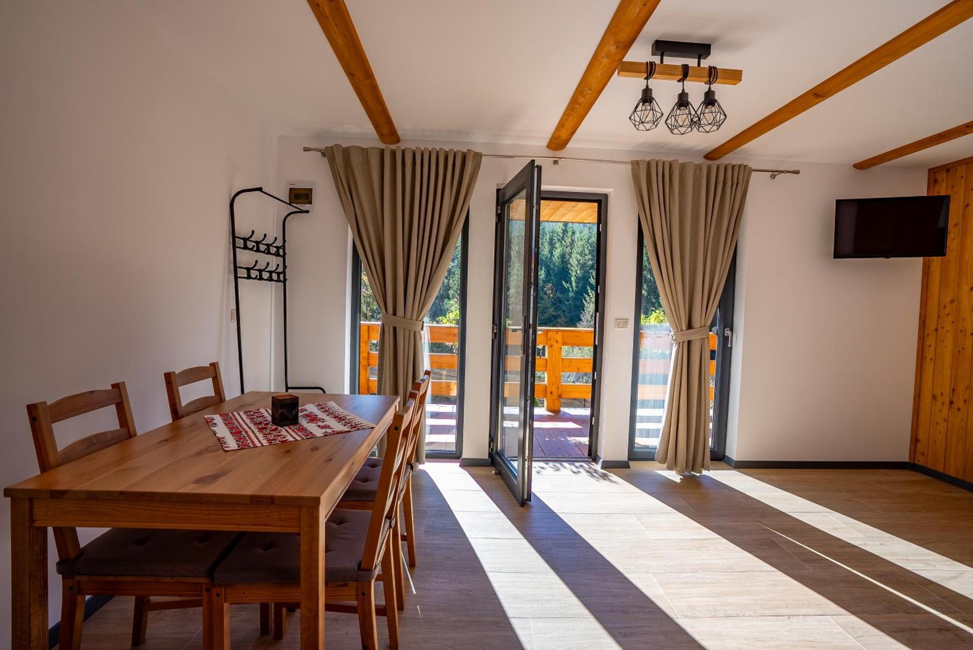 Bed and Breakfast Casa Izvorul Negru Moisei Exterior foto